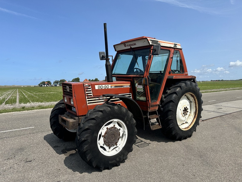 Fiat 90-90 DT - جرار: صورة 1 Fiat 90-90 DT - جرار: صورة 1