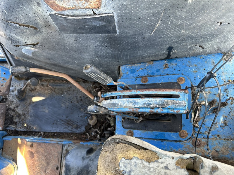 جرار Ford 6610: صورة 6