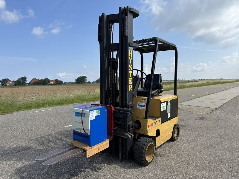 Hyster E2.50XL - رافعة شوكية كهربائية: صورة 1 Hyster E2.50XL - رافعة شوكية كهربائية: صورة 1