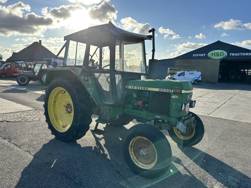 John Deere 2030 - جرار: صورة 3 John Deere 2030 - جرار: صورة 3