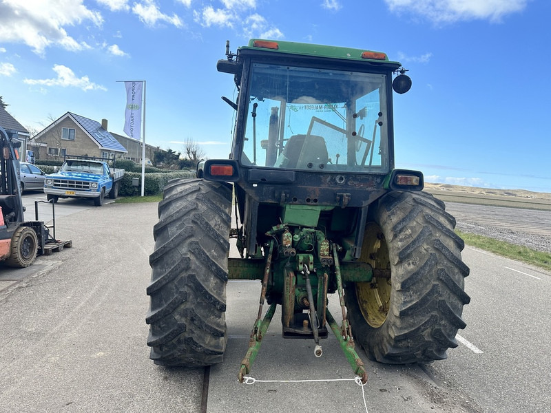 جرار John Deere 4040: صورة 8