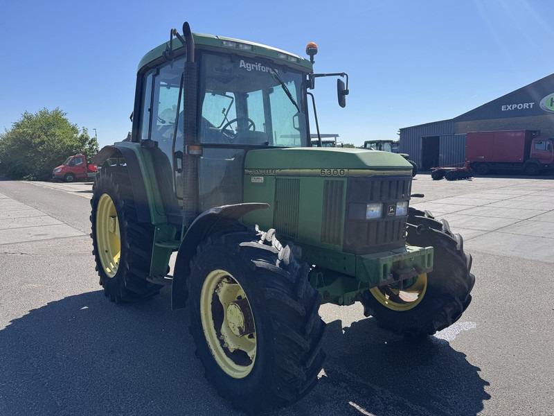John Deere 6300 - جرار: صورة 4 John Deere 6300 - جرار: صورة 4