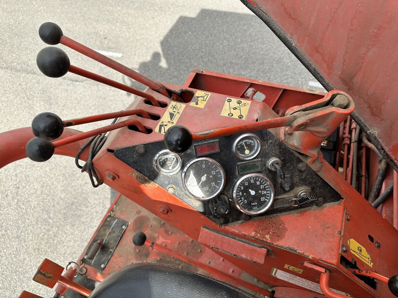 Laverda M152 - حصادة موحَّدة: صورة 5 Laverda M152 - حصادة موحَّدة: صورة 5