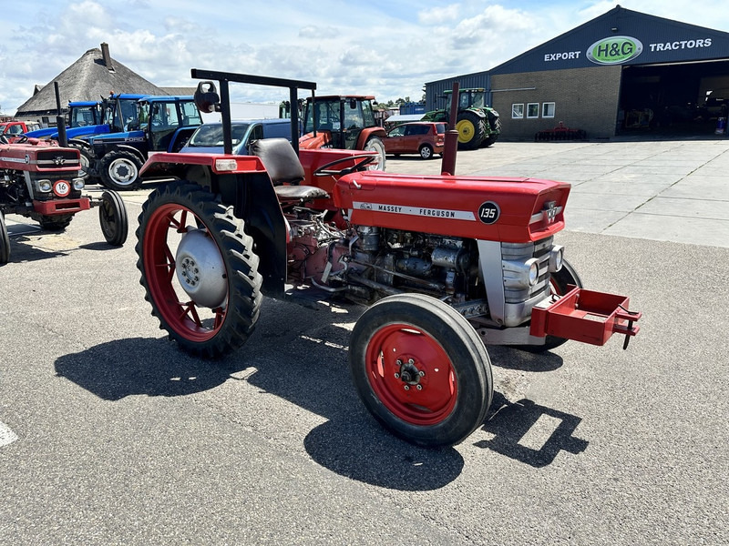 Massey Ferguson 135 - جرار: صورة 3 Massey Ferguson 135 - جرار: صورة 3