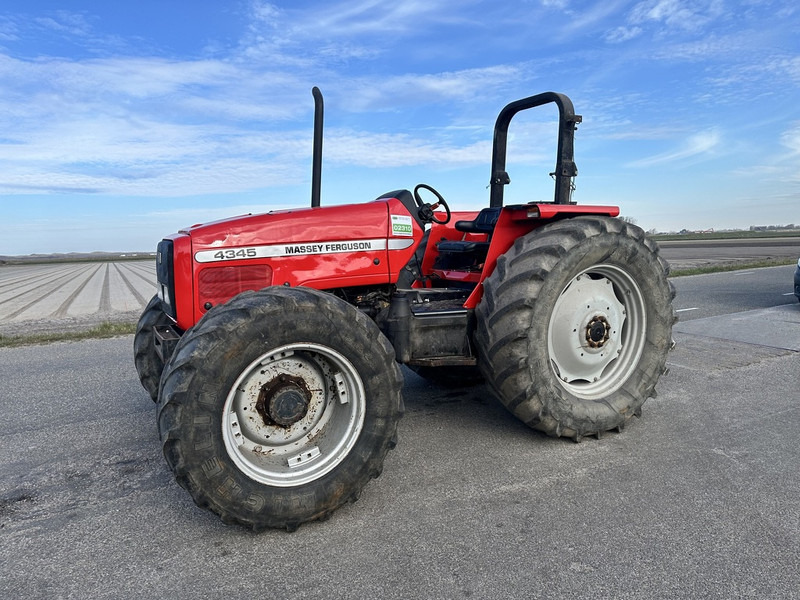 Massey Ferguson 4345 - جرار: صورة 1 Massey Ferguson 4345 - جرار: صورة 1