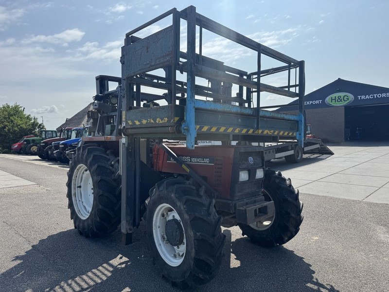 New Holland 80-66 DT - جرار: صورة 3 New Holland 80-66 DT - جرار: صورة 3