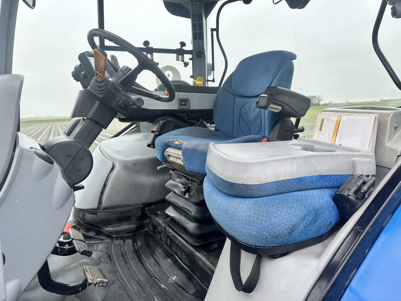 New Holland T6080 - جرار: صورة 5 New Holland T6080 - جرار: صورة 5