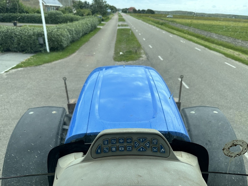 جرار New Holland T7.210: صورة 6