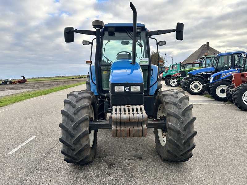 New Holland TS90 - جرار: صورة 2 New Holland TS90 - جرار: صورة 2