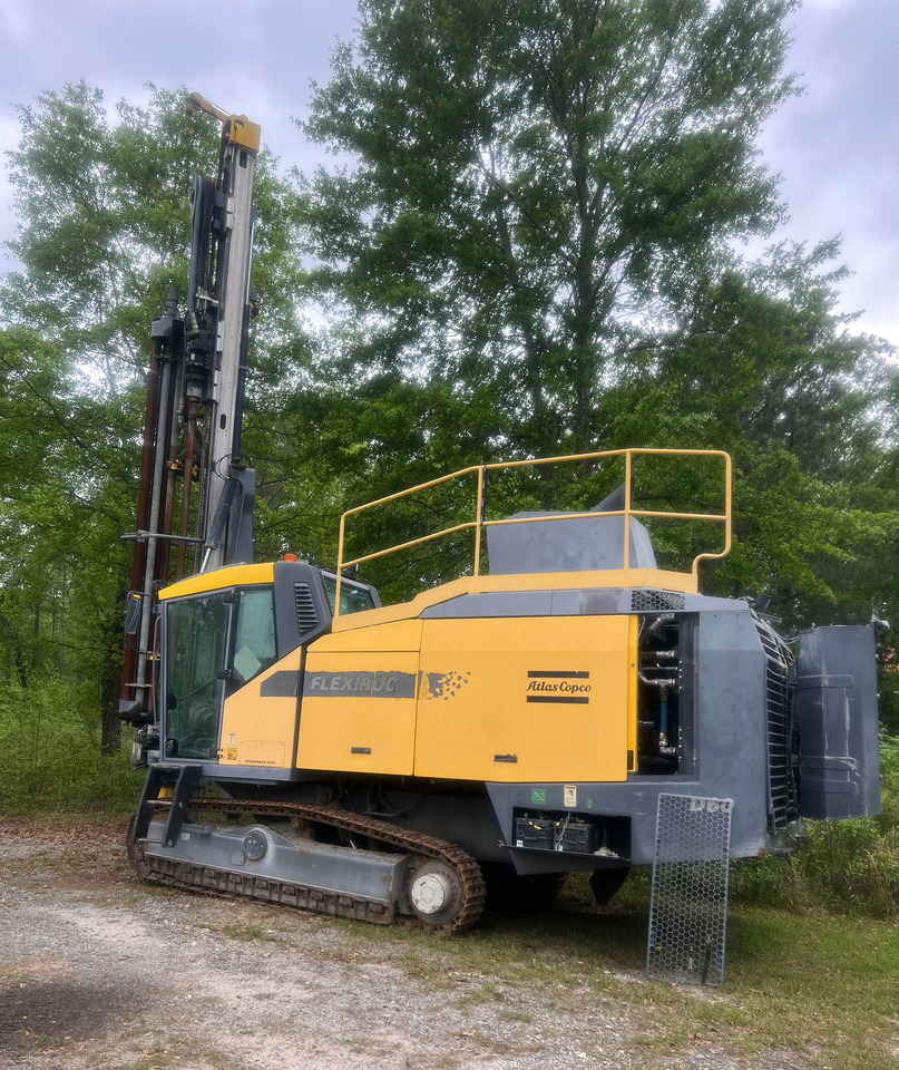 Atlas Copco (Epiroc) FlexiROC D60 - برج الحفر: صورة 2 Atlas Copco (Epiroc) FlexiROC D60 - برج الحفر: صورة 2