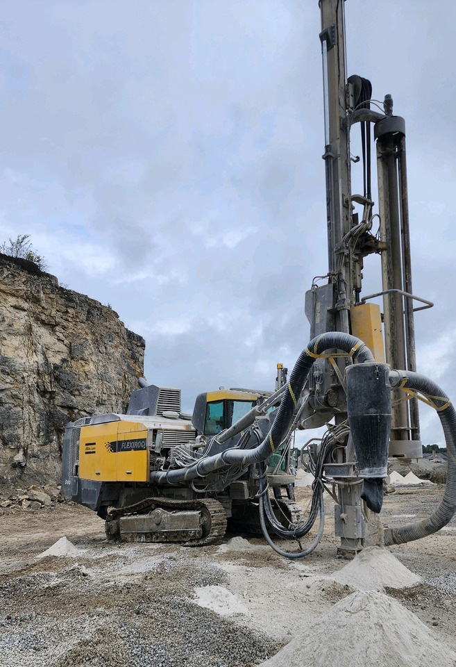 Atlas Copco FlexiROC D60 - برج الحفر: صورة 5 Atlas Copco FlexiROC D60 - برج الحفر: صورة 5