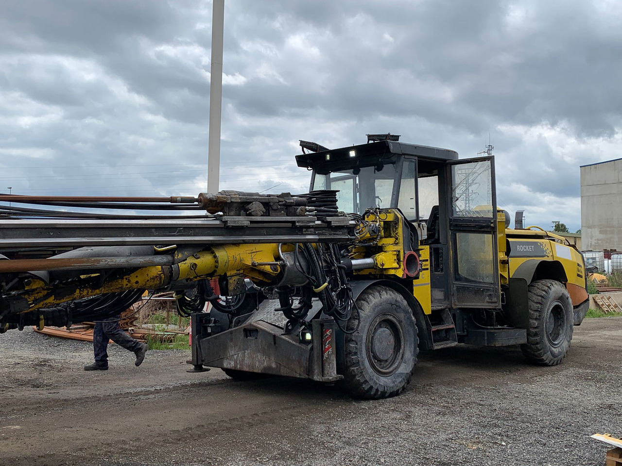 Atlas Copco L2C - آلة حفر موجهة: صورة 1 Atlas Copco L2C - آلة حفر موجهة: صورة 1