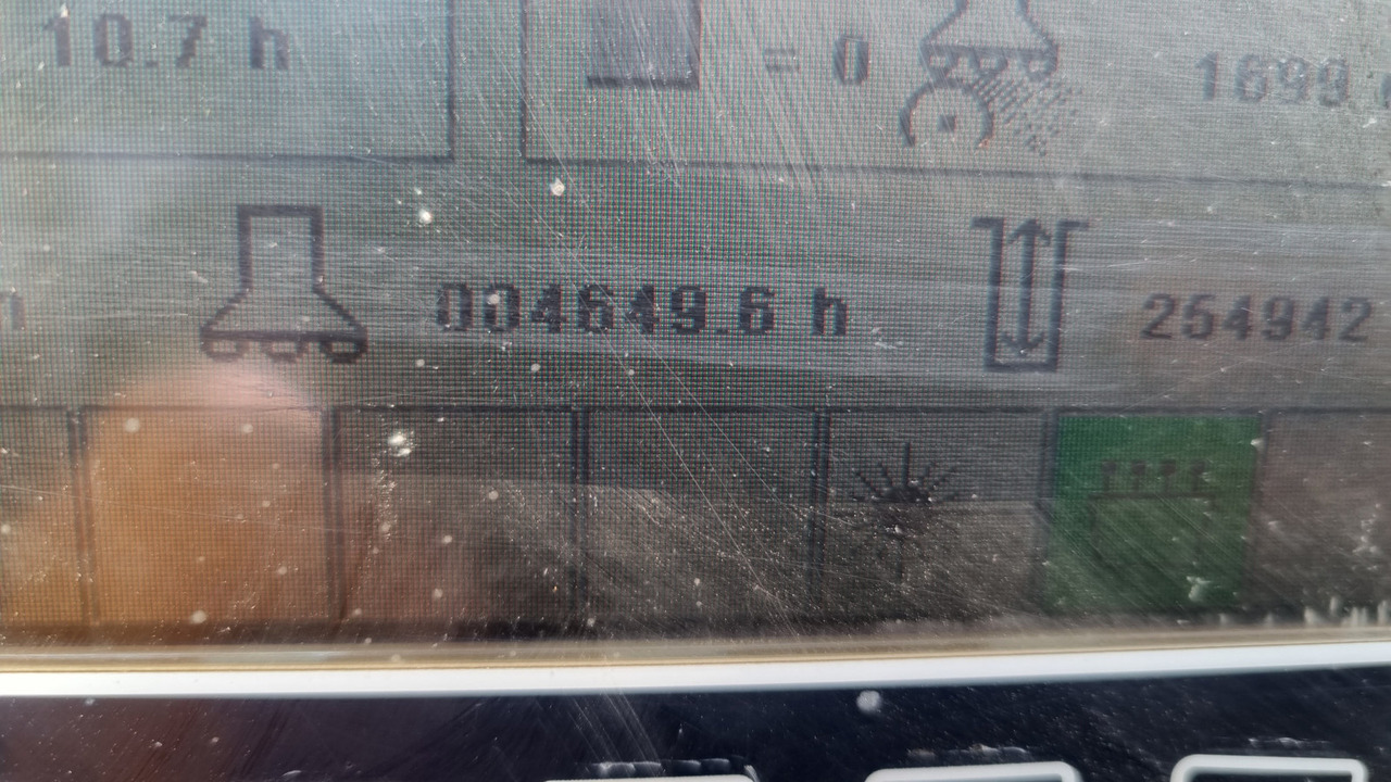 Atlas Copco ROC D7-01 RRC - برج الحفر: صورة 5 Atlas Copco ROC D7-01 RRC - برج الحفر: صورة 5