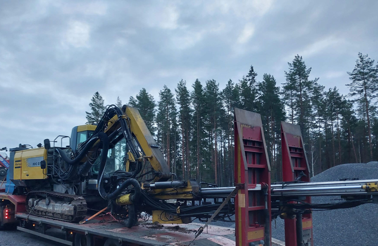 Atlas Copco ROC D7C-11 - برج الحفر: صورة 5 Atlas Copco ROC D7C-11 - برج الحفر: صورة 5
