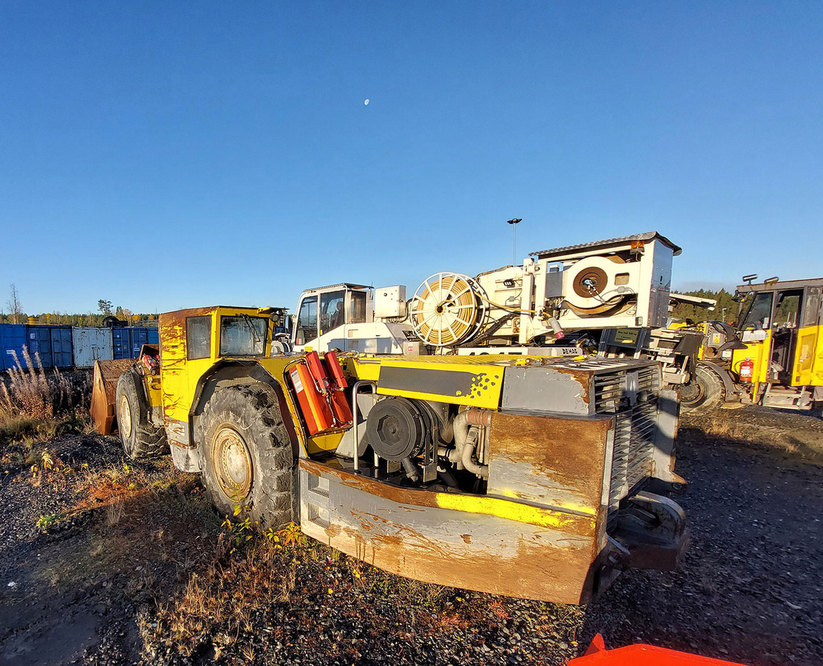 Atlas Copco ST14 - آلة التعدين: صورة 3 Atlas Copco ST14 - آلة التعدين: صورة 3