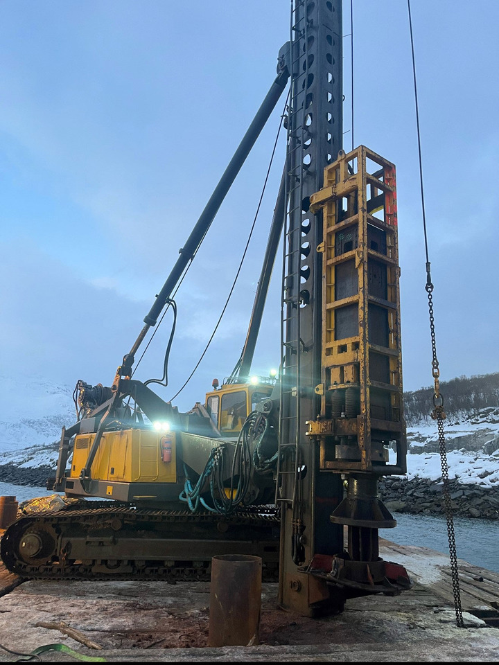 Banut 800 - آلة تلقيم: صورة 3 Banut 800 - آلة تلقيم: صورة 3