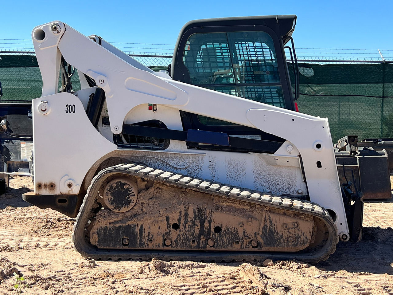 Bobcat T870 - شيول صغير: صورة 1 Bobcat T870 - شيول صغير: صورة 1