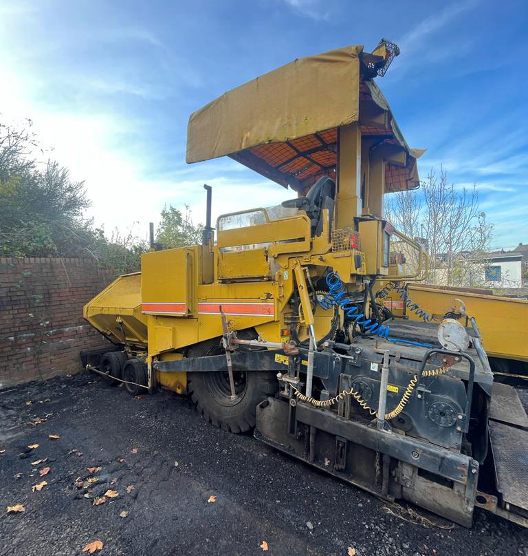 Caterpillar AP600 - مدادة الأسفلت: صورة 3 Caterpillar AP600 - مدادة الأسفلت: صورة 3