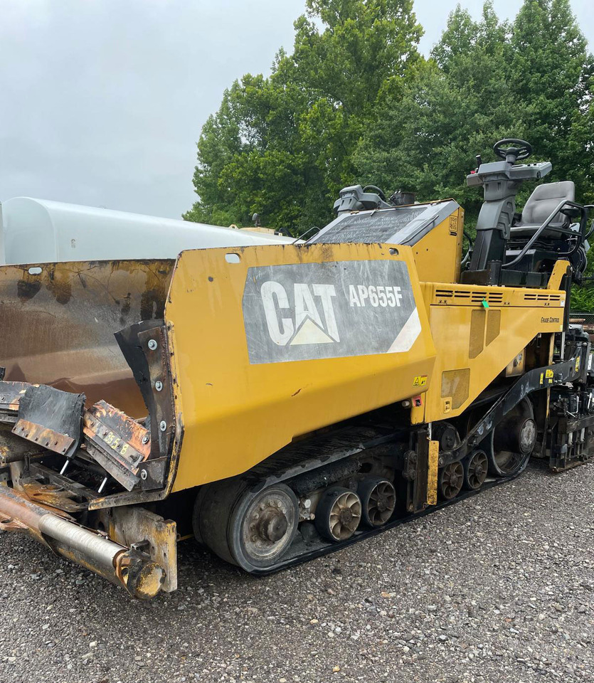 Caterpillar AP655F - مدادة الأسفلت: صورة 2 Caterpillar AP655F - مدادة الأسفلت: صورة 2