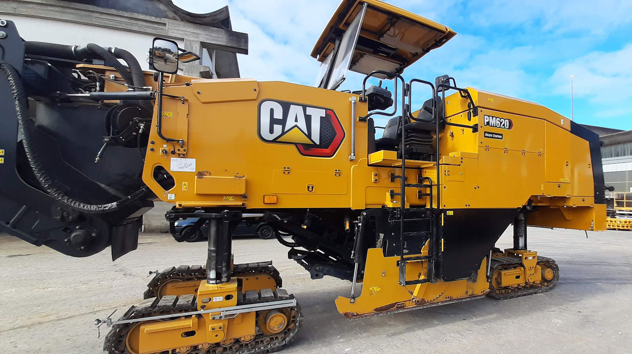 Caterpillar PM-620 - قشاطة أسفلت: صورة 1 Caterpillar PM-620 - قشاطة أسفلت: صورة 1