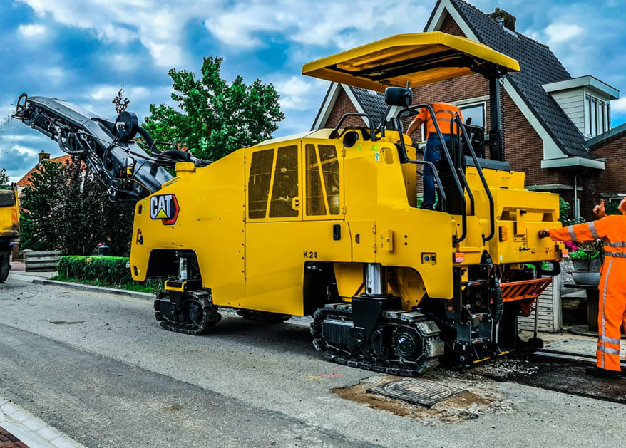 Caterpillar PM313 - قشاطة أسفلت: صورة 2 Caterpillar PM313 - قشاطة أسفلت: صورة 2
