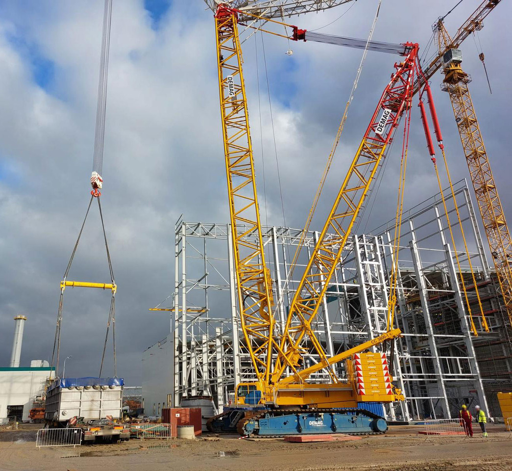 Demag CC 3800-1 - رافعة مجنزرة: صورة 1 Demag CC 3800-1 - رافعة مجنزرة: صورة 1