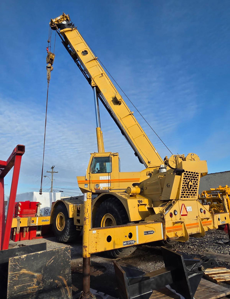 Grove RT750 - موبايل كرين: صورة 1 Grove RT750 - موبايل كرين: صورة 1