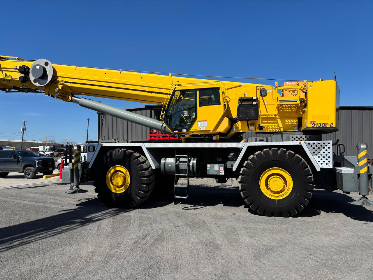 Grove RT9130E-2 - موبايل كرين: صورة 1 Grove RT9130E-2 - موبايل كرين: صورة 1