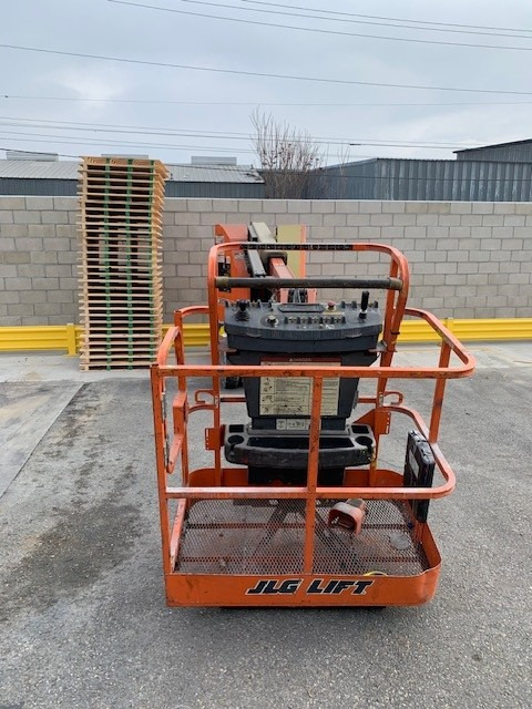 JLG E300AJP - جرافة ذات عجلات تلسكوبية: صورة 5 JLG E300AJP - جرافة ذات عجلات تلسكوبية: صورة 5