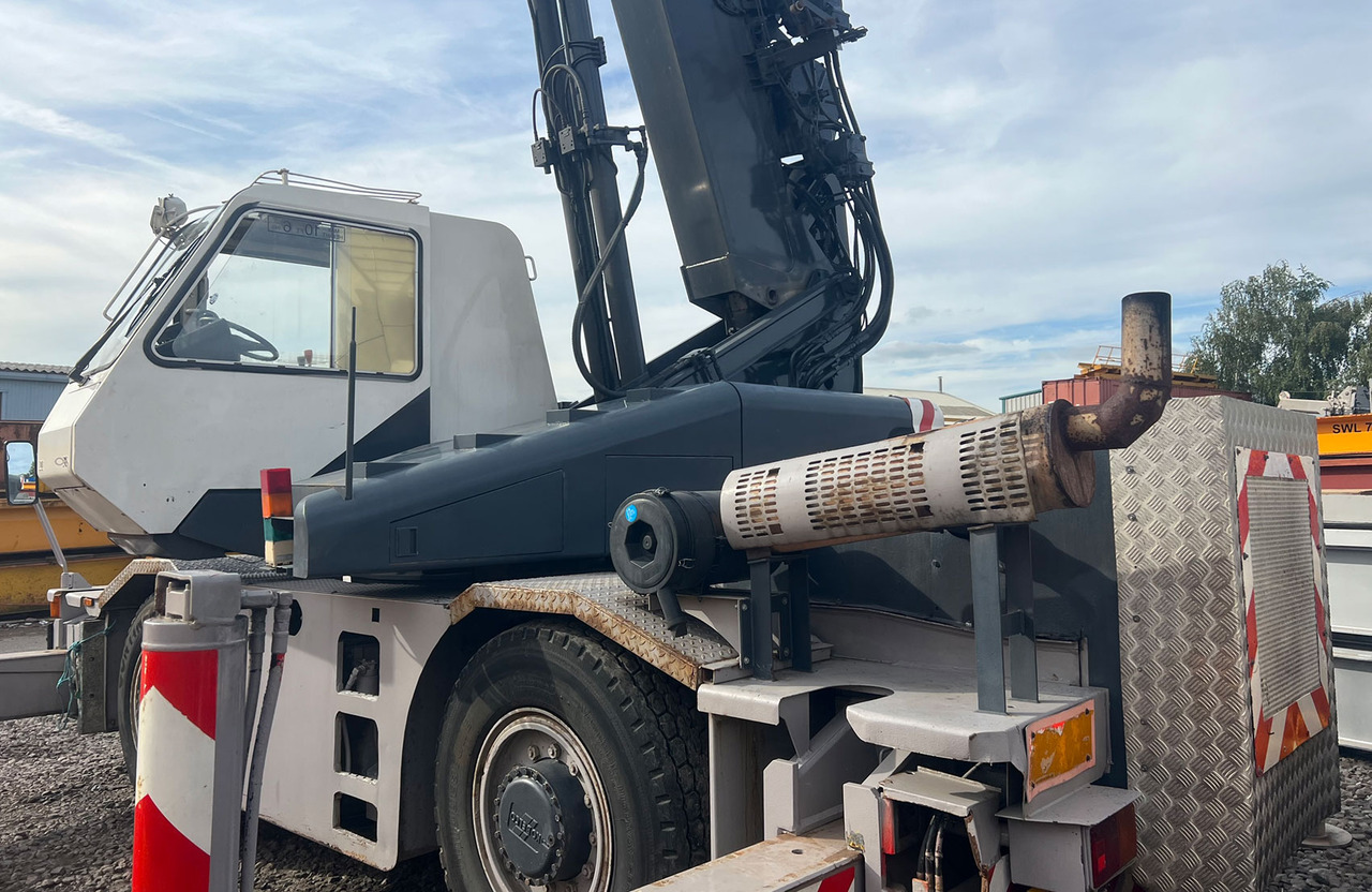 Kobelco RK200 - موبايل كرين: صورة 3 Kobelco RK200 - موبايل كرين: صورة 3