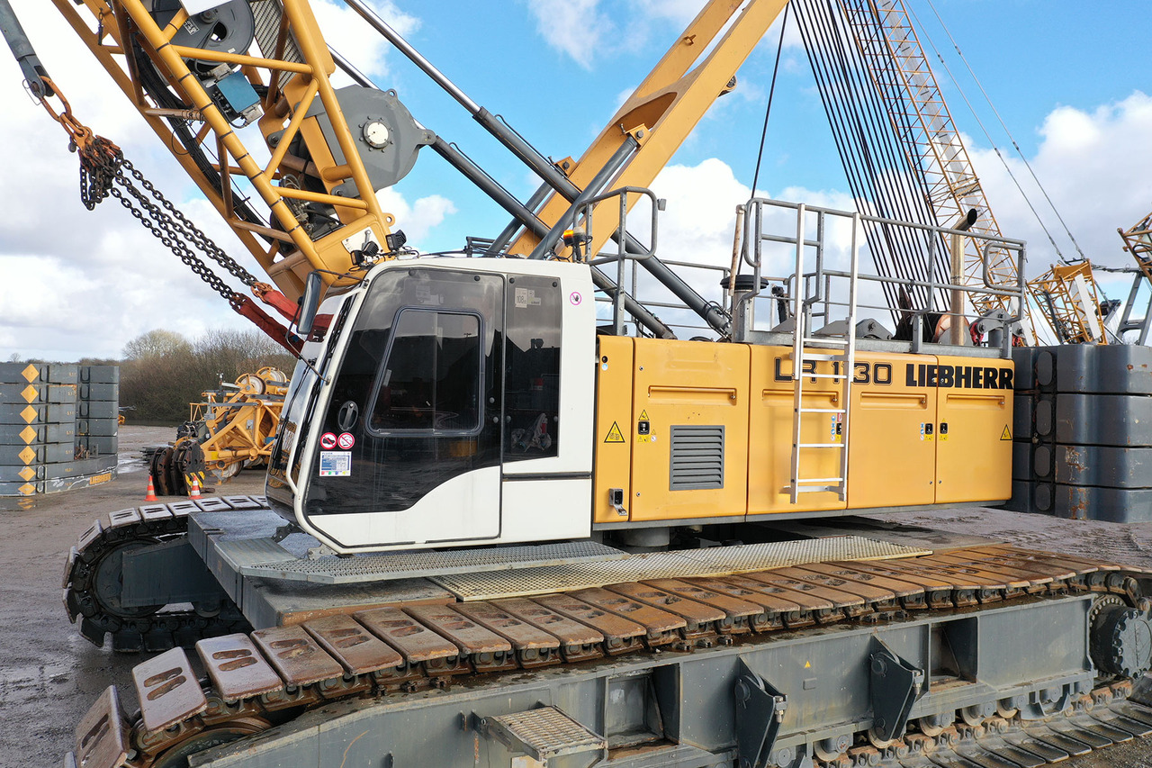 Liebherr LR 1130 - رافعة مجنزرة: صورة 2 Liebherr LR 1130 - رافعة مجنزرة: صورة 2