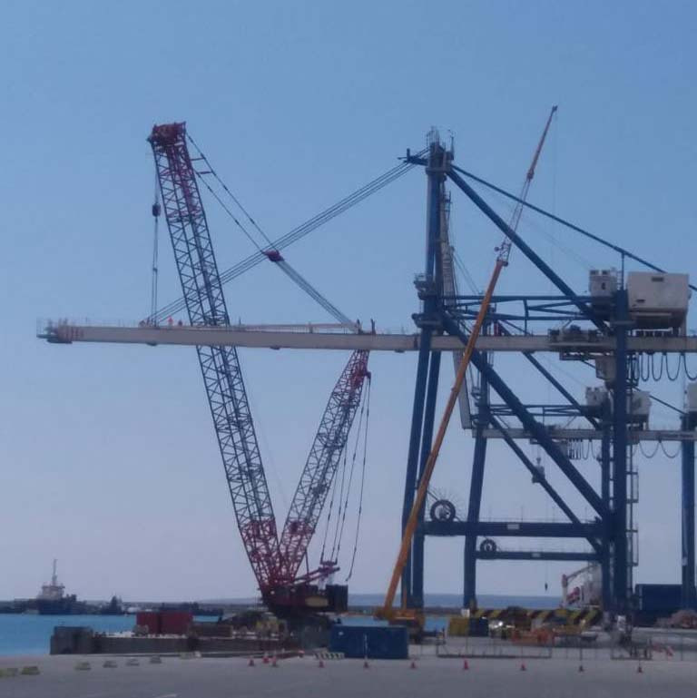 Liebherr LR1800 - رافعة مجنزرة: صورة 3 Liebherr LR1800 - رافعة مجنزرة: صورة 3