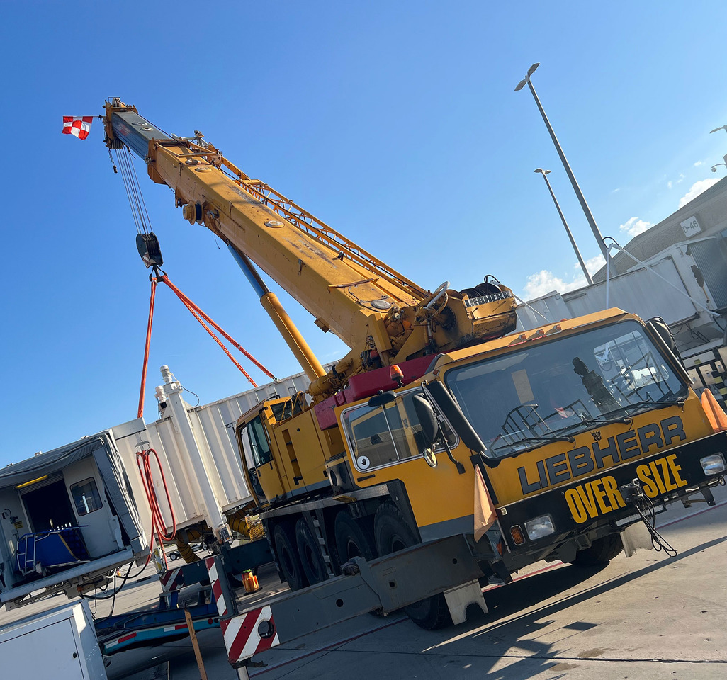 Liebherr LTM 1090-2 - موبايل كرين: صورة 1 Liebherr LTM 1090-2 - موبايل كرين: صورة 1