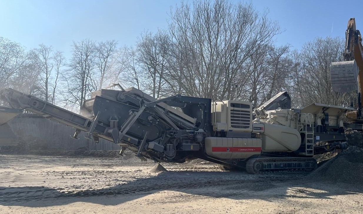 Metso LT 1213 S - كسارة التصادمية: صورة 2 Metso LT 1213 S - كسارة التصادمية: صورة 2