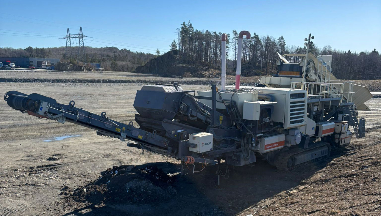 Metso LT 300 HPS - كسارة مخرو: صورة 2 Metso LT 300 HPS - كسارة مخرو: صورة 2