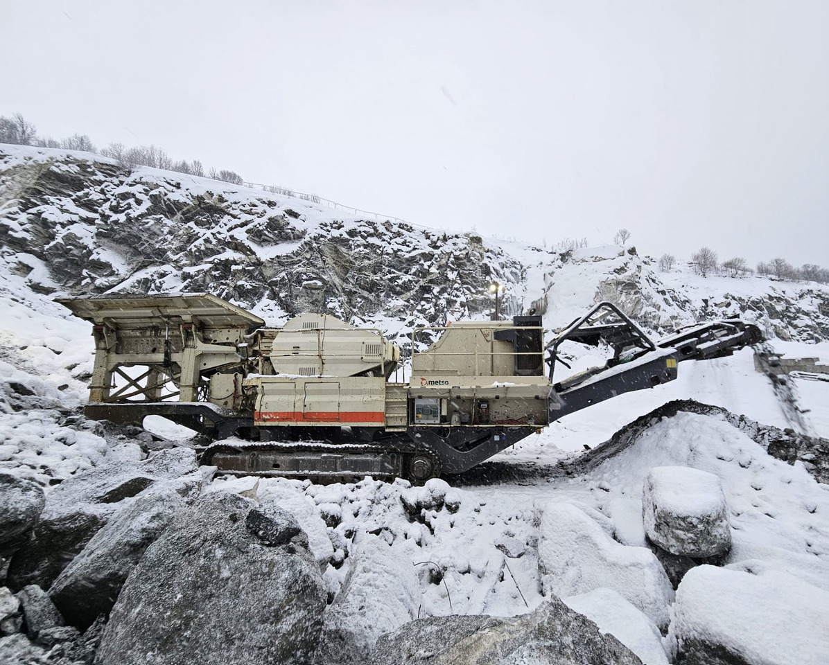 Metso LT116 - كسارة فكية: صورة 1 Metso LT116 - كسارة فكية: صورة 1