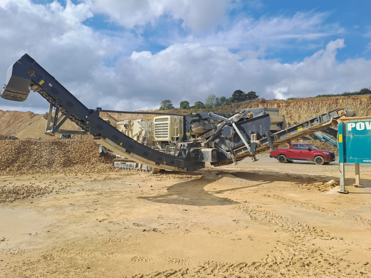Metso LT1213S - كسارة التصادمية: صورة 1 Metso LT1213S - كسارة التصادمية: صورة 1