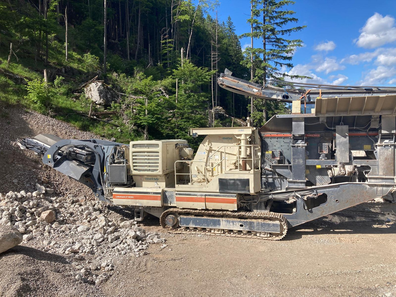Metso LT1415S - كسارة التصادمية: صورة 1 Metso LT1415S - كسارة التصادمية: صورة 1