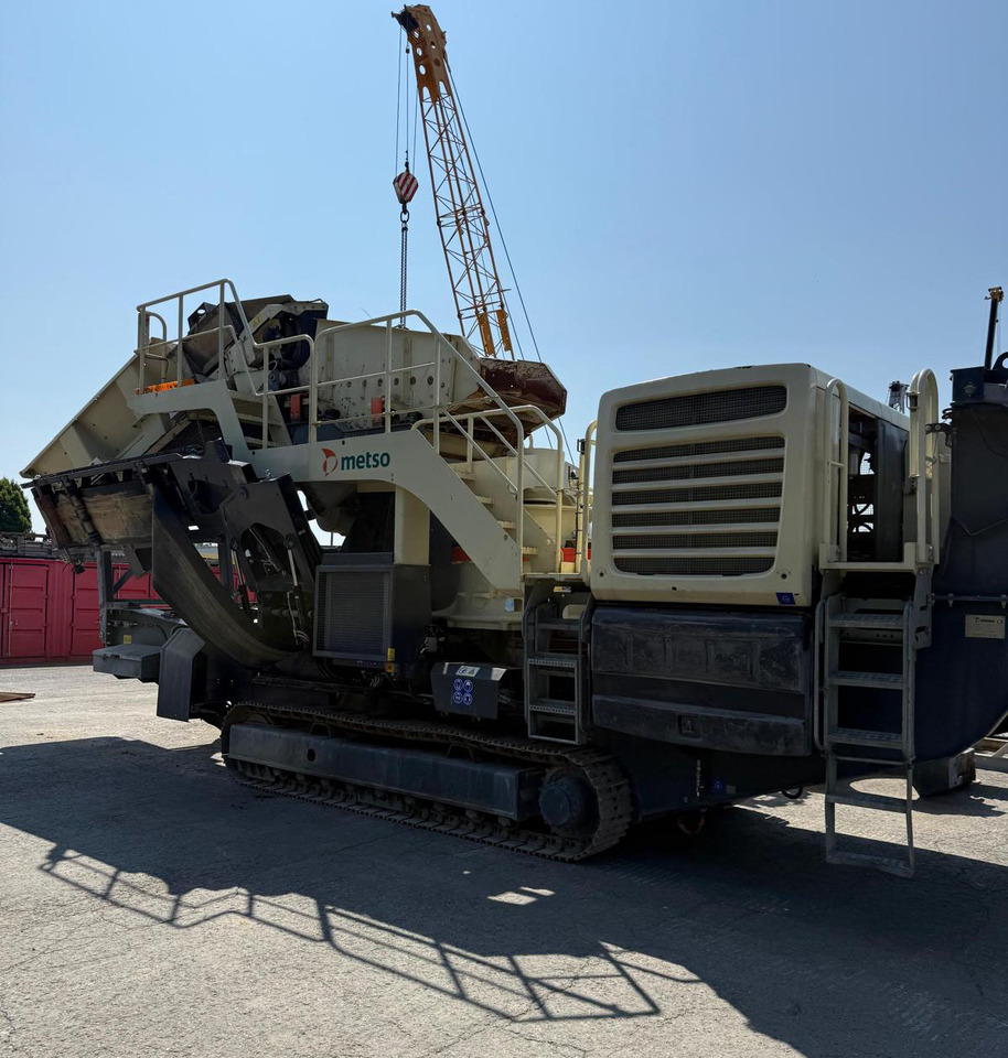 Metso LT220GP - كسارة مخرو: صورة 2 Metso LT220GP - كسارة مخرو: صورة 2