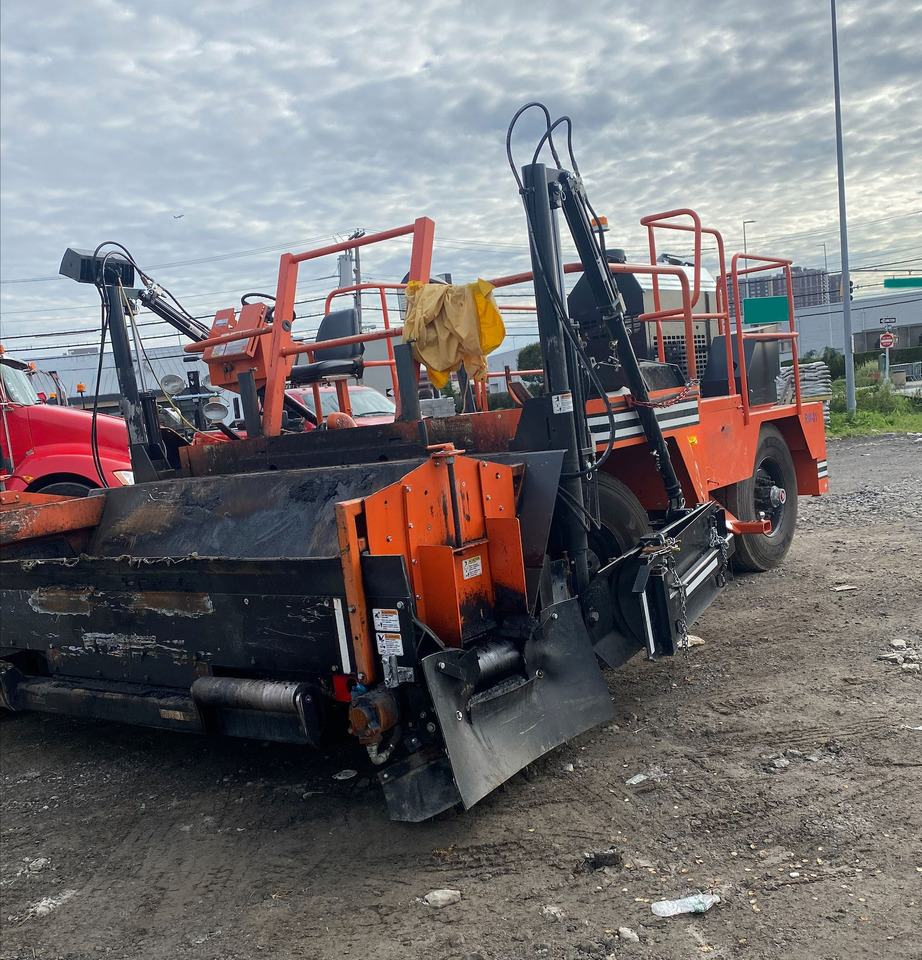 Midland SPD-10 - مدادة الأسفلت: صورة 3 Midland SPD-10 - مدادة الأسفلت: صورة 3