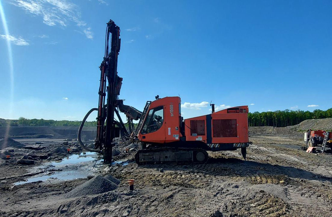 Sandvik DP1500 - برج الحفر: صورة 2 Sandvik DP1500 - برج الحفر: صورة 2