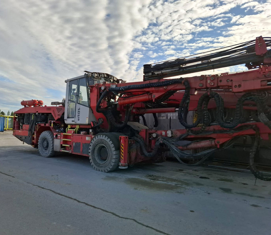 Sandvik DT1131I - آلة حفر موجهة: صورة 4 Sandvik DT1131I - آلة حفر موجهة: صورة 4