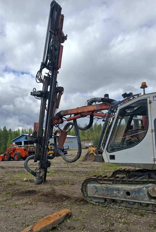برج الحفر Sandvik DX800: صورة 7