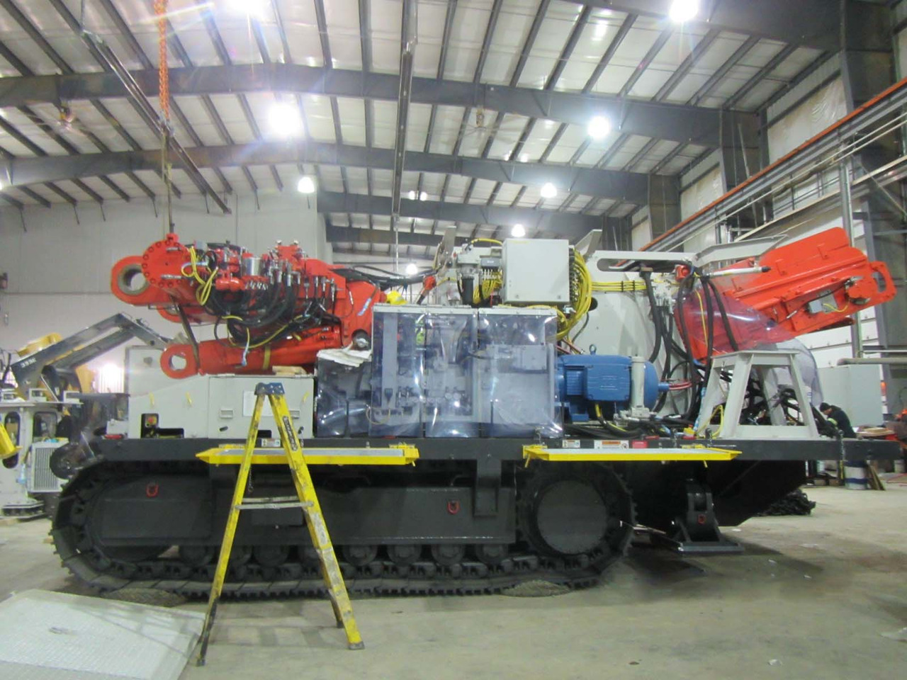 Sandvik MT520 - آلة التعدين: صورة 1 Sandvik MT520 - آلة التعدين: صورة 1