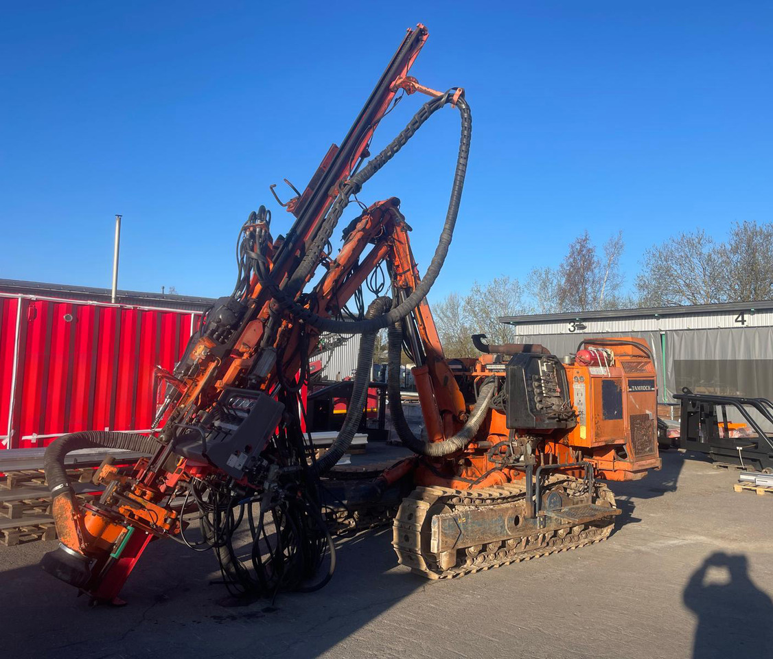 Tamrock Dino 560 - برج الحفر: صورة 2 Tamrock Dino 560 - برج الحفر: صورة 2