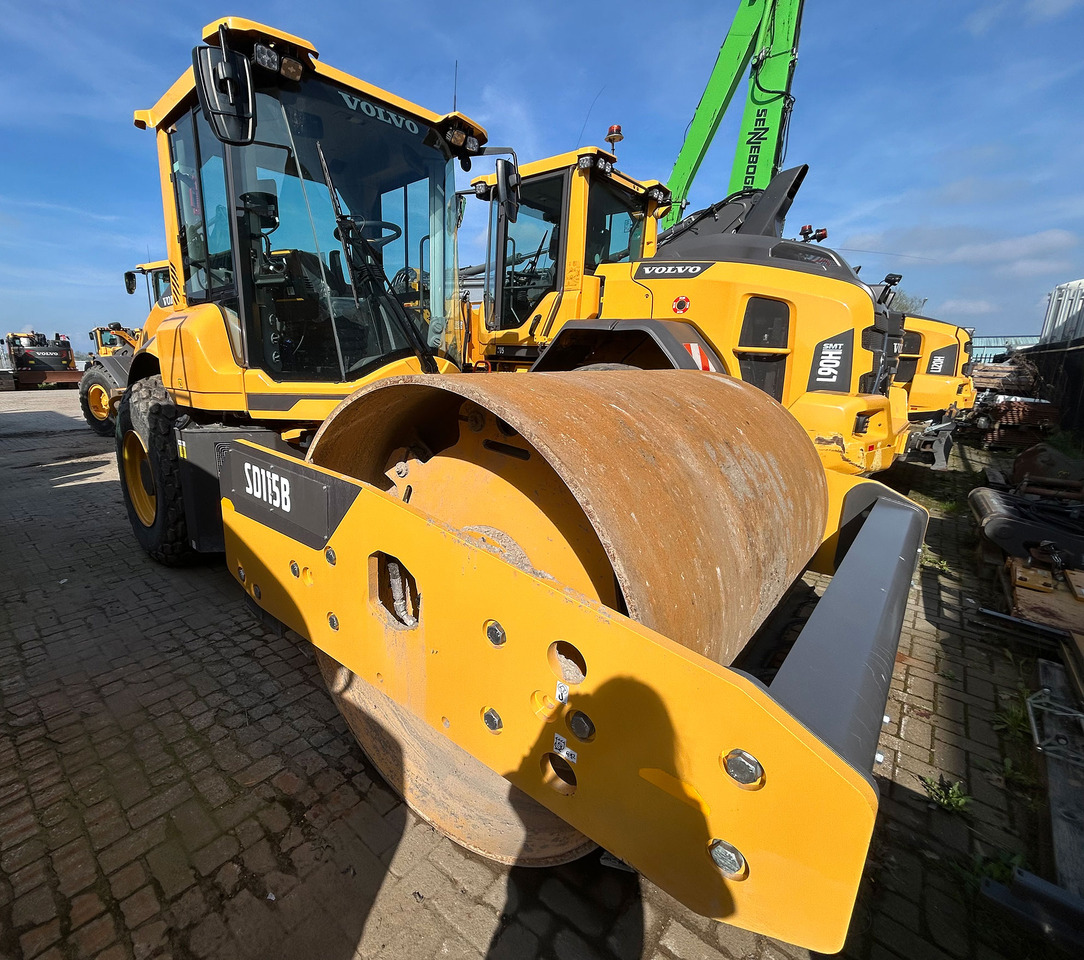 Volvo SD115B - مدحلة ضاغطة: صورة 2 Volvo SD115B - مدحلة ضاغطة: صورة 2
