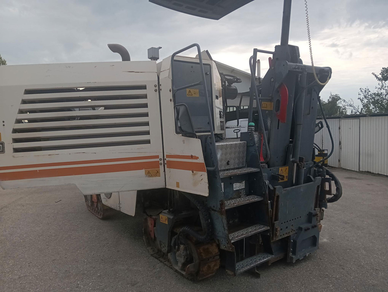 Wirtgen W 100 F - قشاطة أسفلت: صورة 5 Wirtgen W 100 F - قشاطة أسفلت: صورة 5