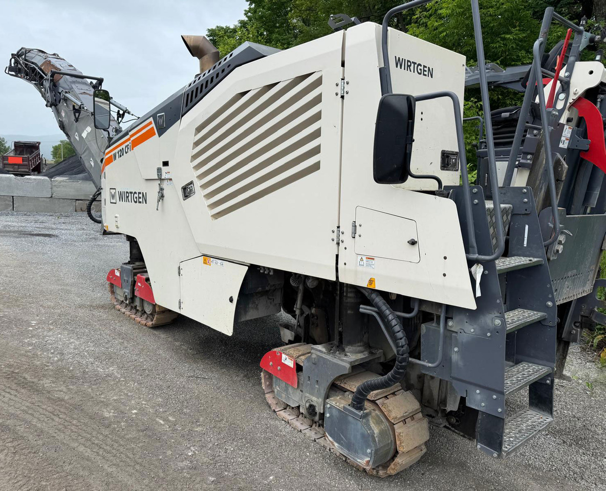 Wirtgen W 120 CFI - قشاطة أسفلت: صورة 1 Wirtgen W 120 CFI - قشاطة أسفلت: صورة 1