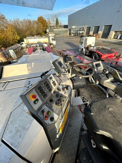 Wirtgen W 120 CFI - قشاطة أسفلت: صورة 4 Wirtgen W 120 CFI - قشاطة أسفلت: صورة 4