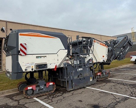 Wirtgen W 200 Fi - قشاطة أسفلت: صورة 3 Wirtgen W 200 Fi - قشاطة أسفلت: صورة 3